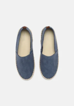 Pier One RENA ESPADRILLE UNISEX - Espadrille - Blue -Bekleidungsgeschäft a712e8e1ca864c359ade29147a29a43e