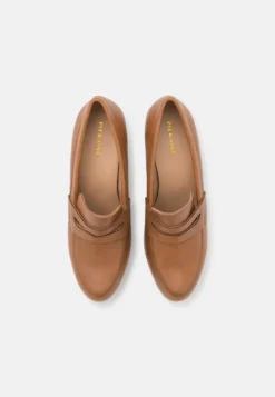 Pier One LEATHER - Pumps - Cognac -Bekleidungsgeschäft fcd2bc864a5344e7bcbe7e3ab8a6374e